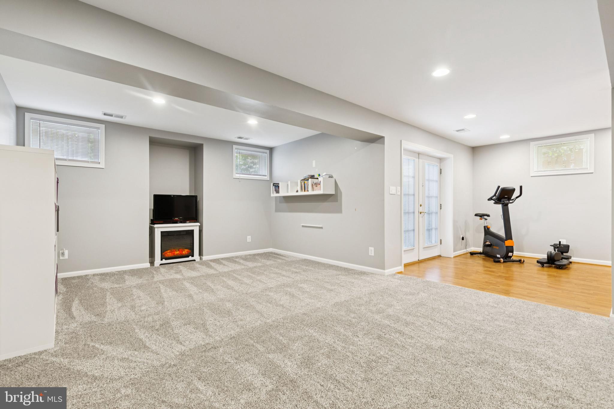 24769 Stone Pillar Dr