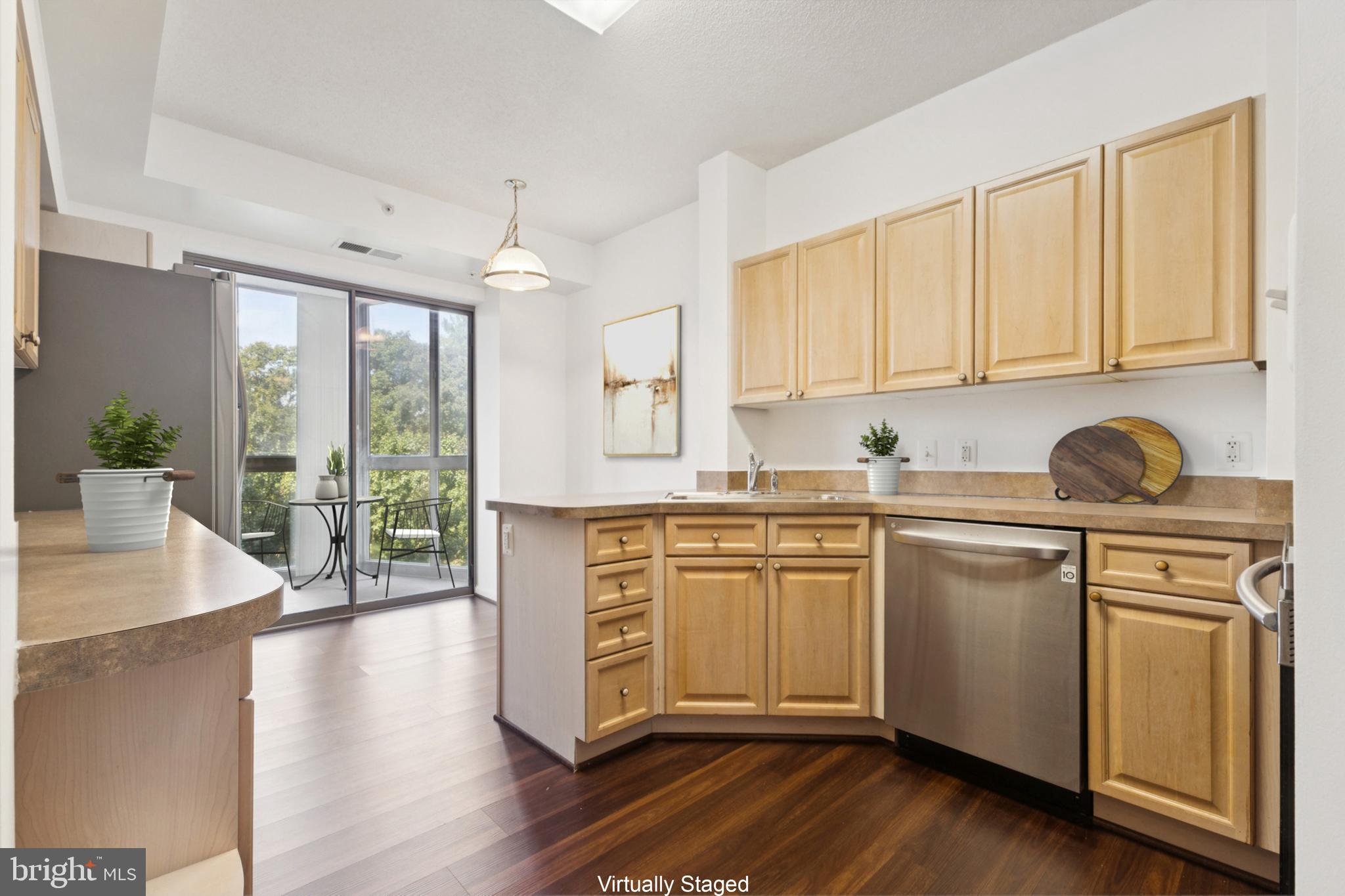 19355 Cypress Ridge Ter #423