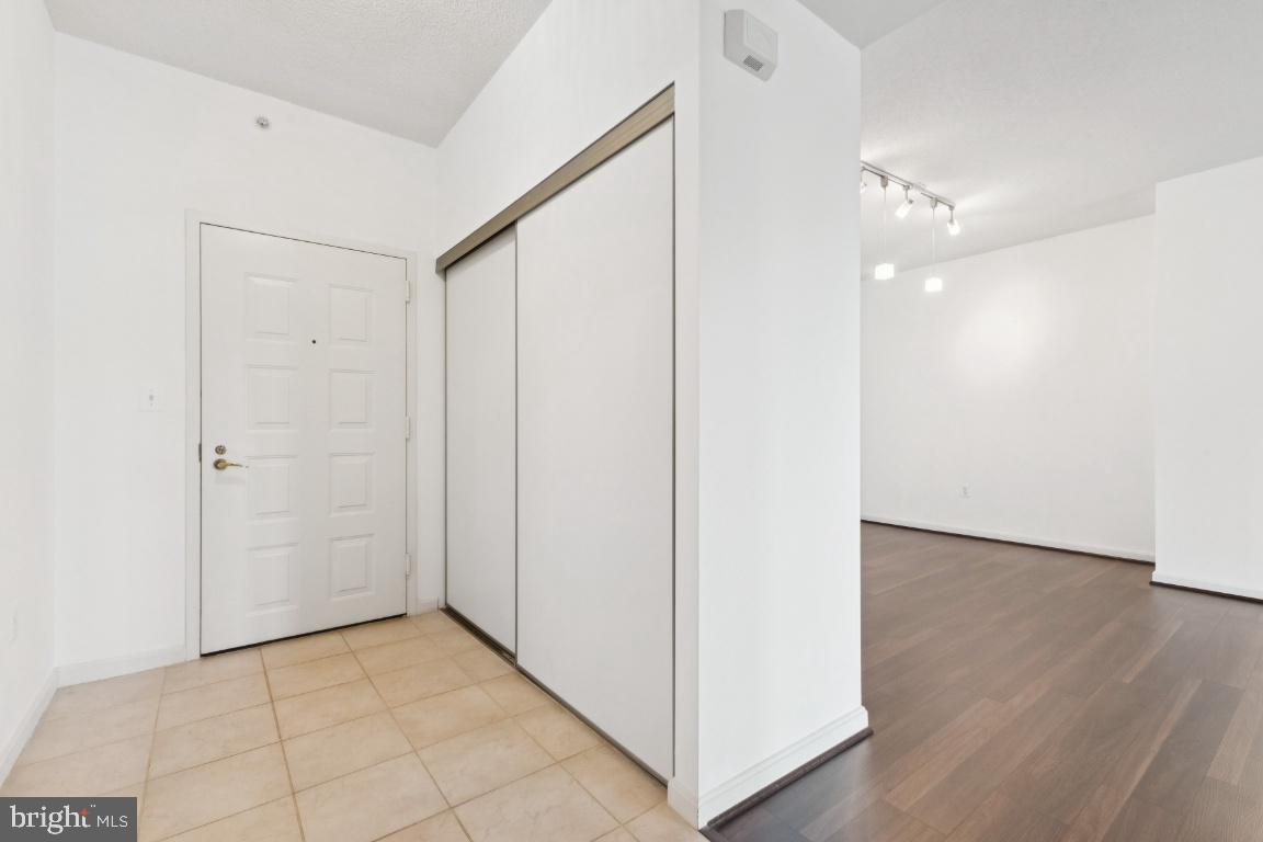 19355 Cypress Ridge Ter #423