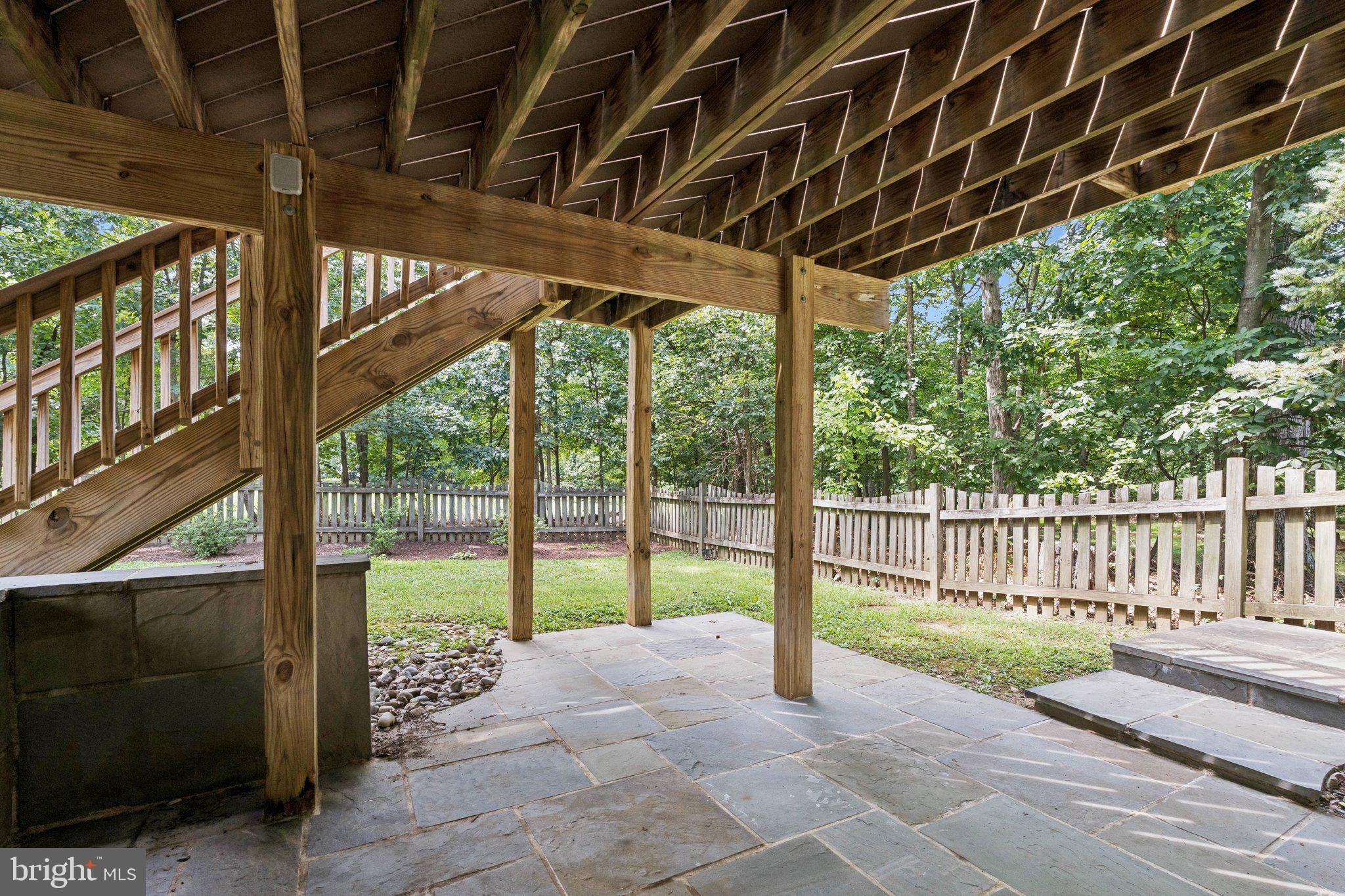 112 Buckeye Ct