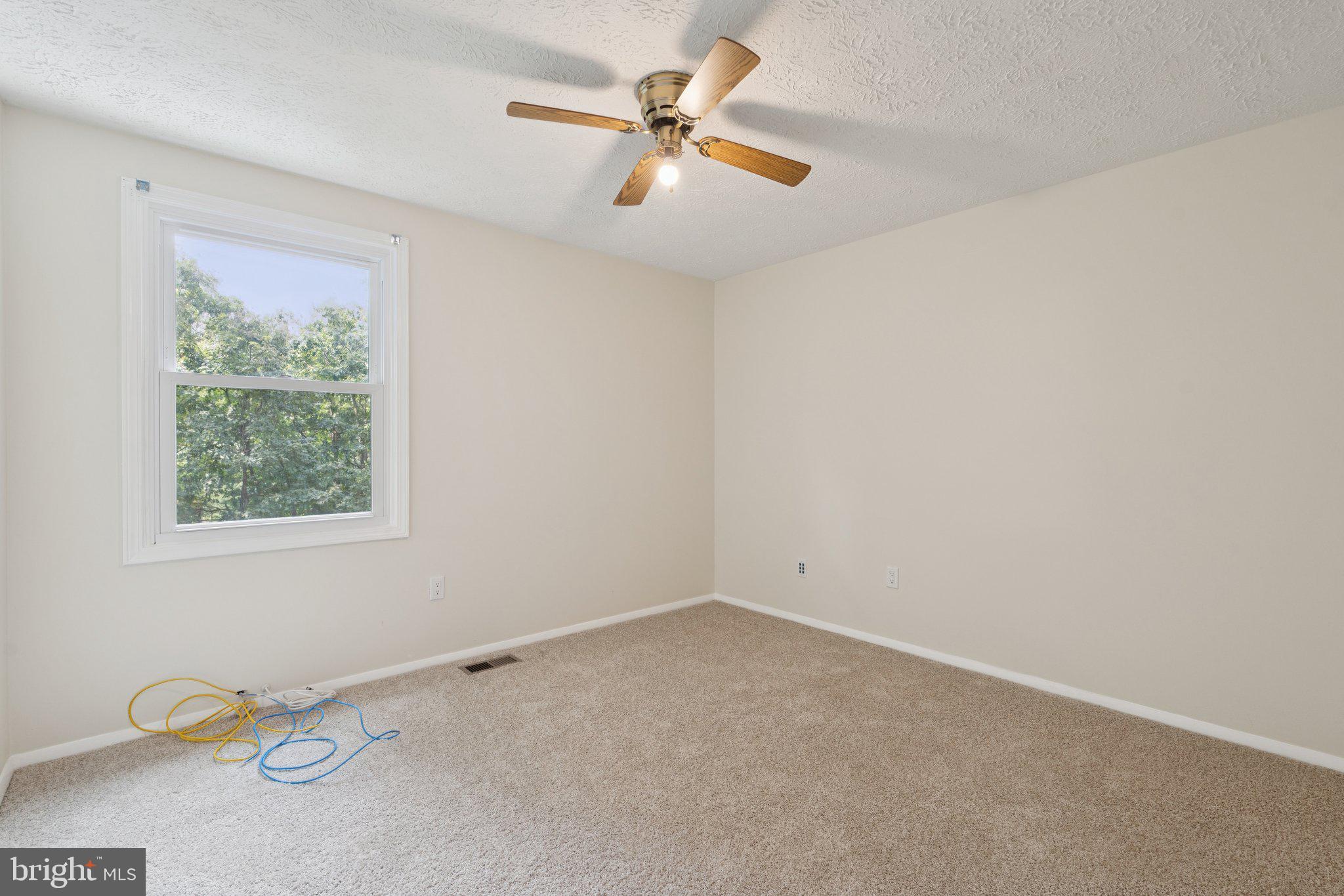 112 Buckeye Ct