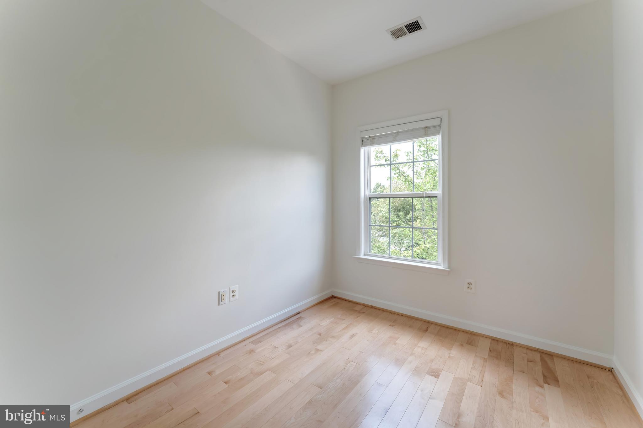 42576 Magellan Sq