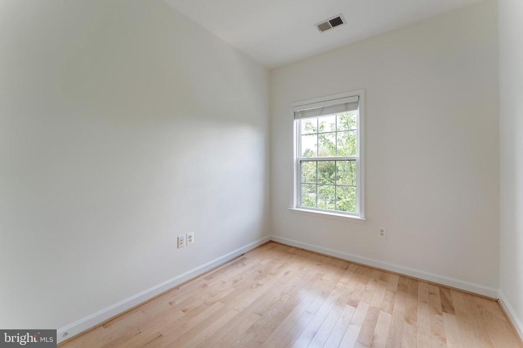 42576 Magellan Sq