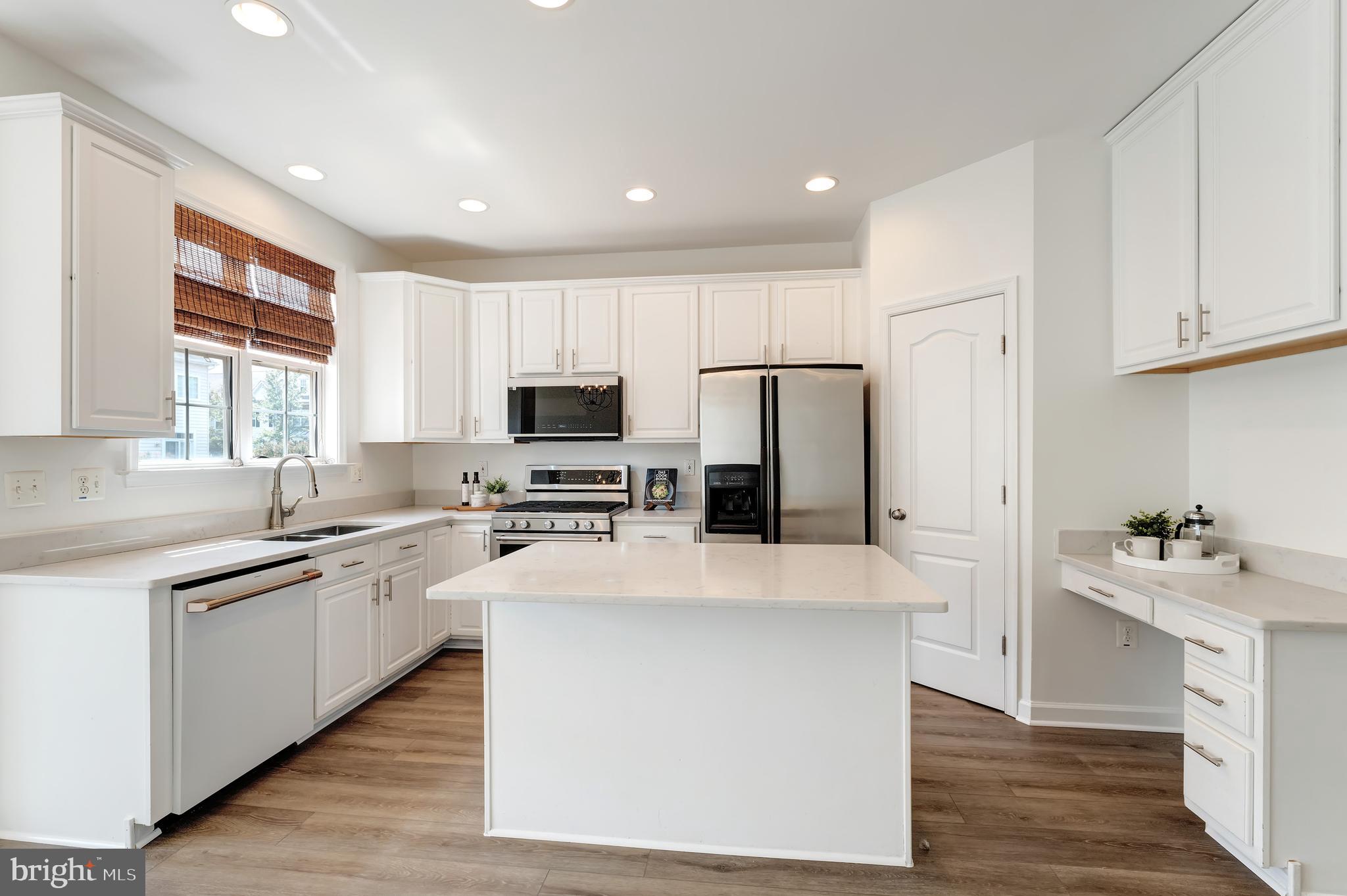 42576 Magellan Sq