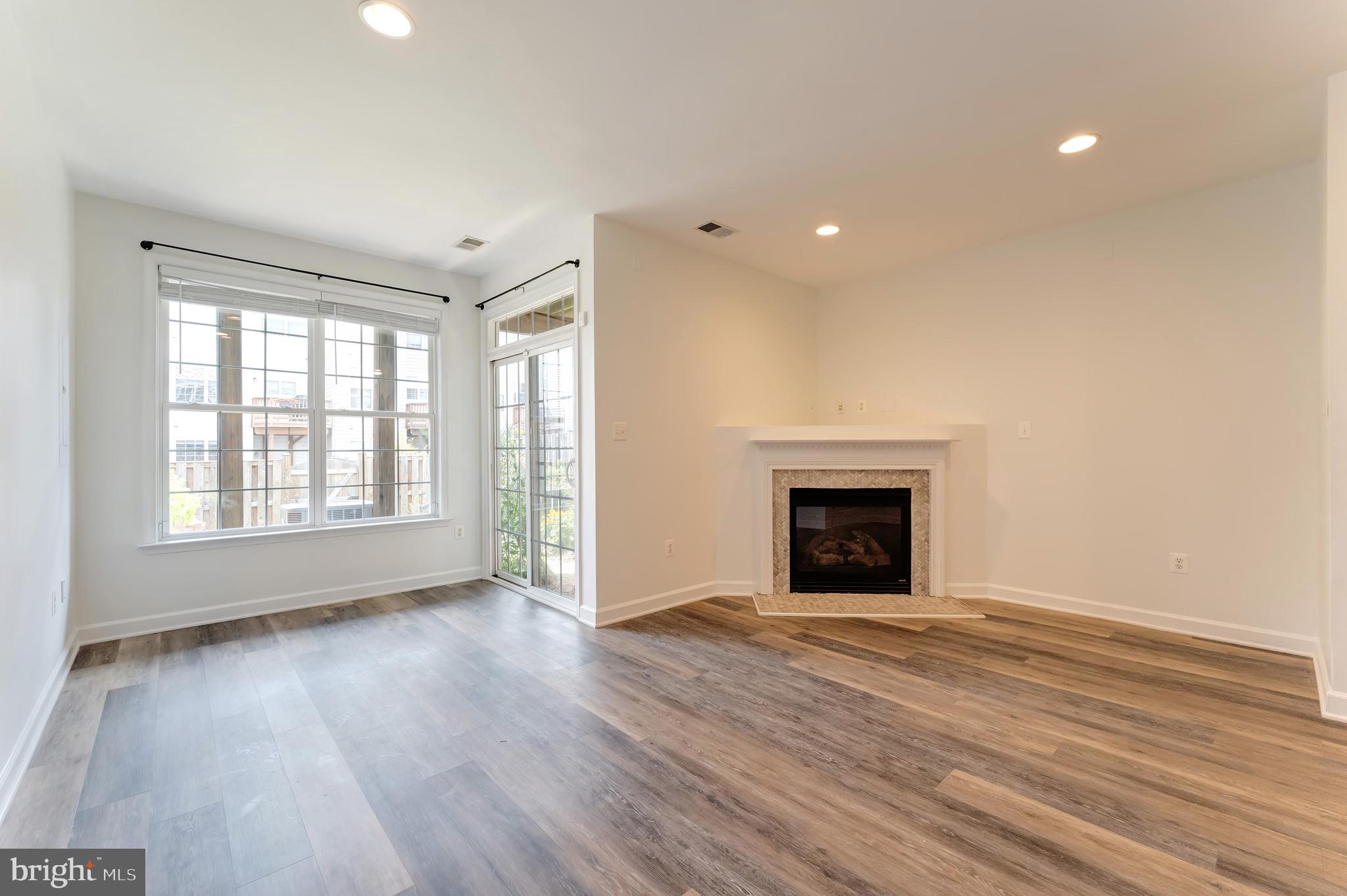 42576 Magellan Sq