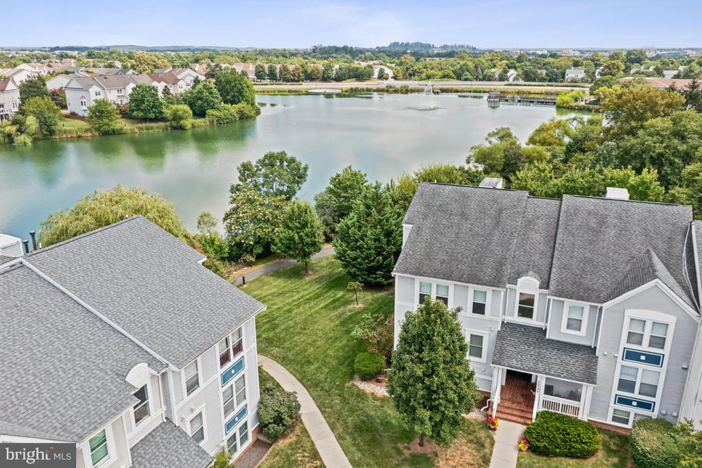 20594 CORNSTALK TERRACE 201
