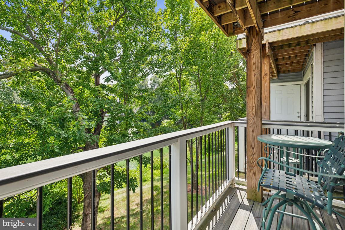 20594 CORNSTALK TERRACE 201