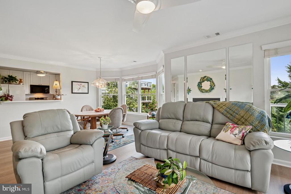 20594 CORNSTALK TERRACE 201