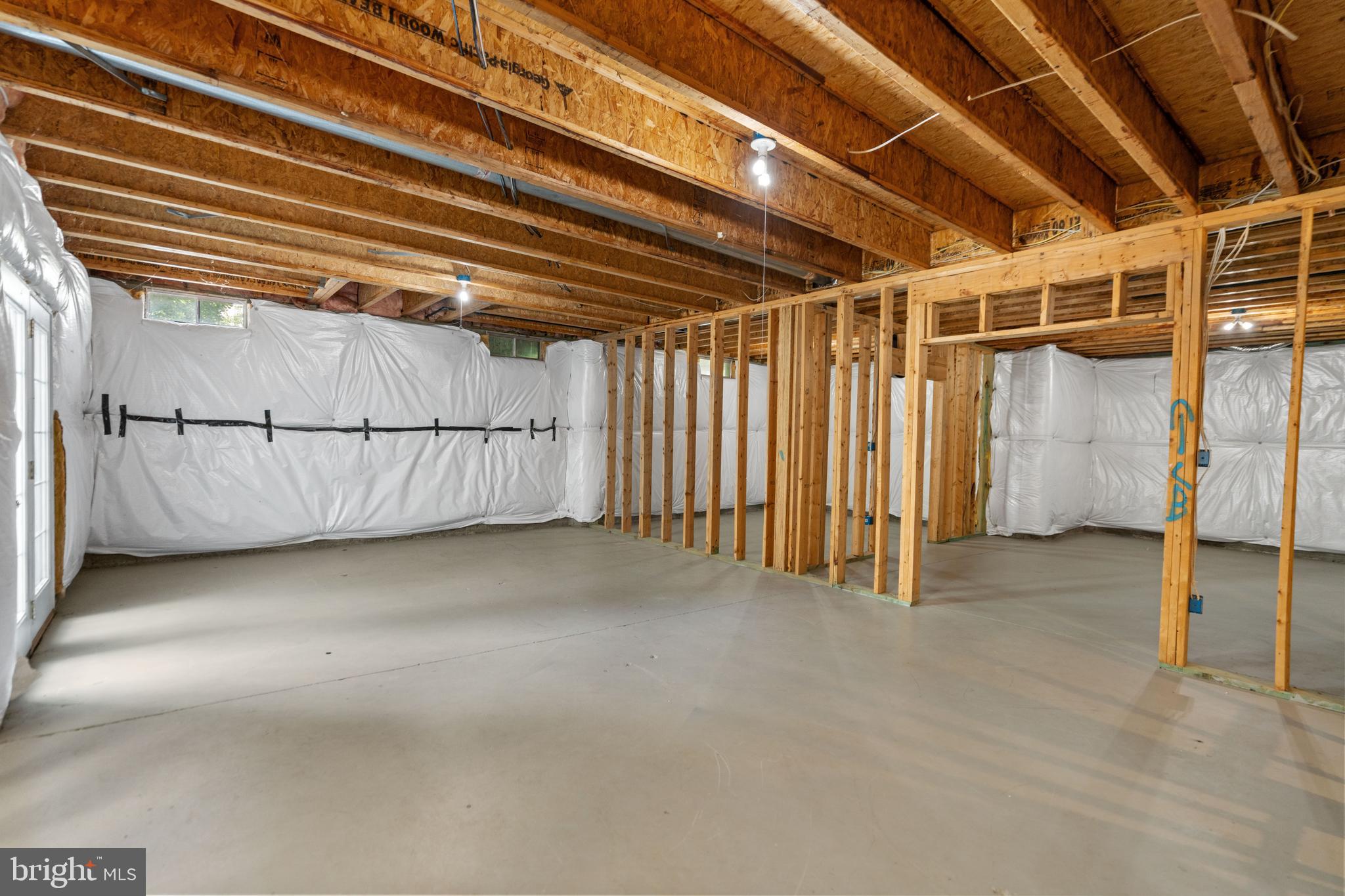 22197 Windy Pine Ct
