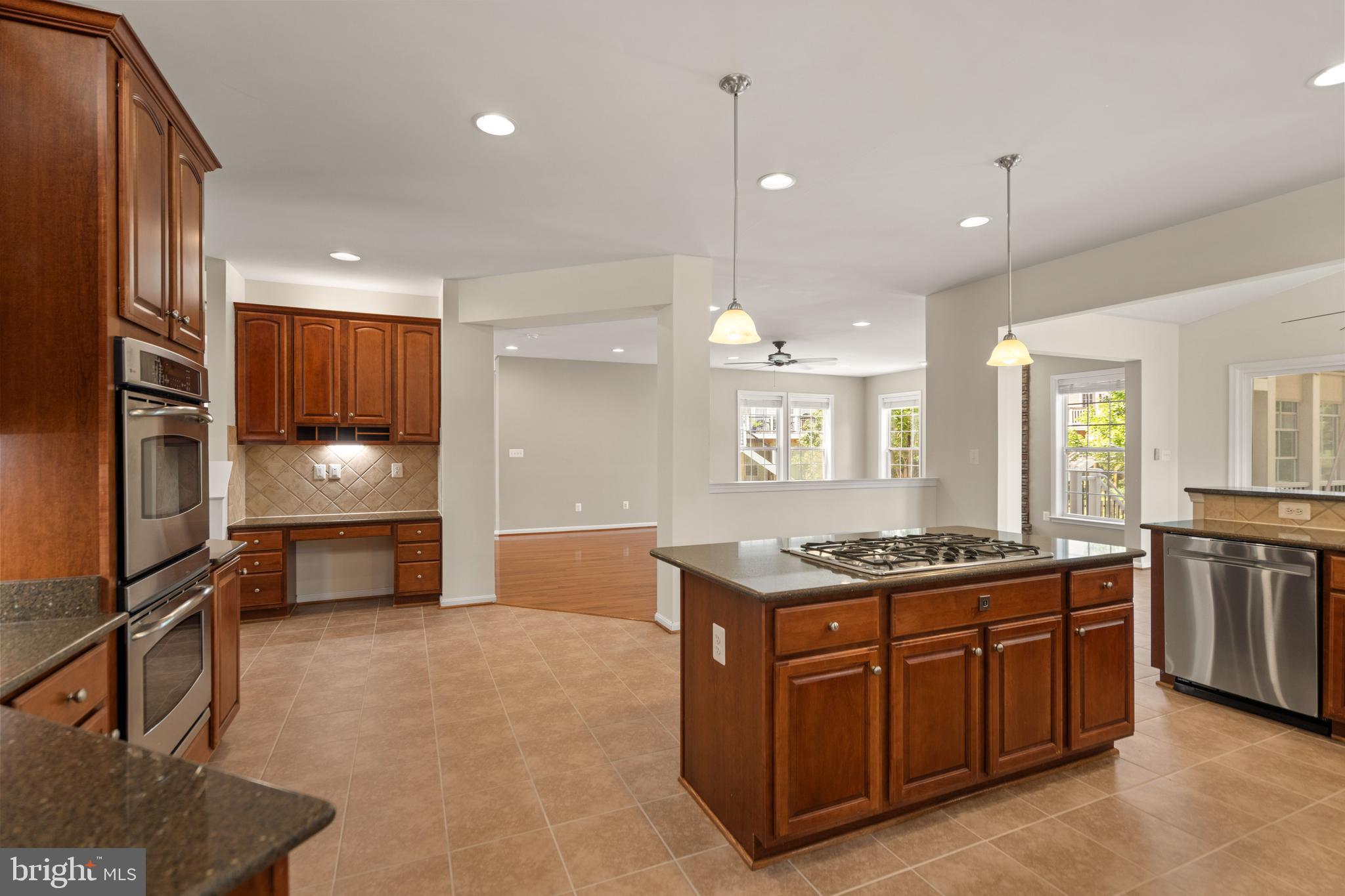 22197 Windy Pine Ct