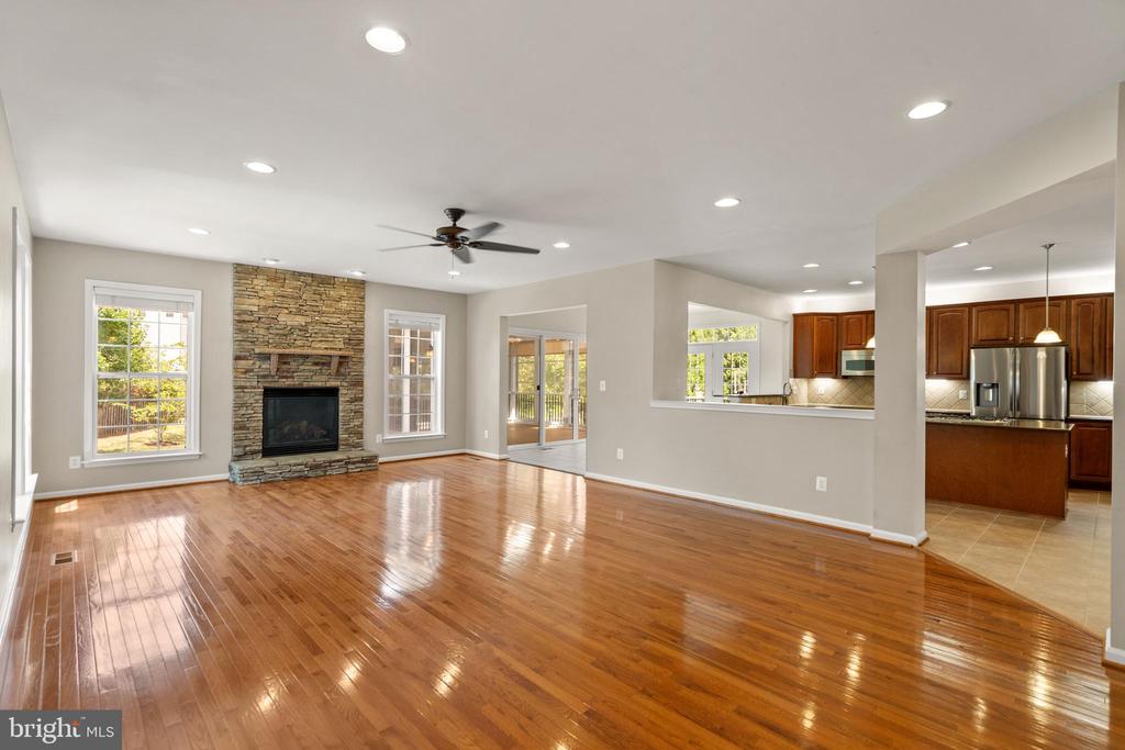 22197 Windy Pine Ct