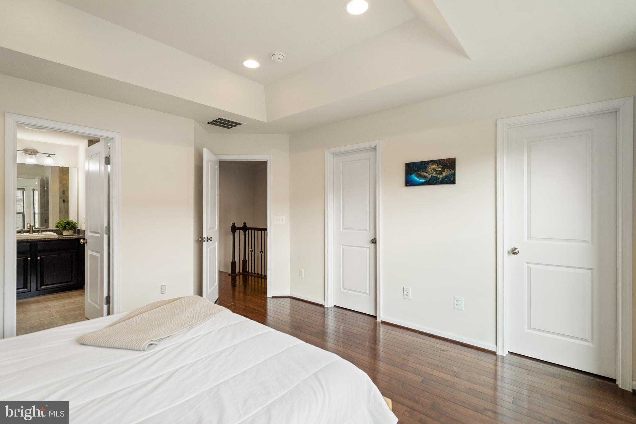 23393 EPPERSON SQUARE