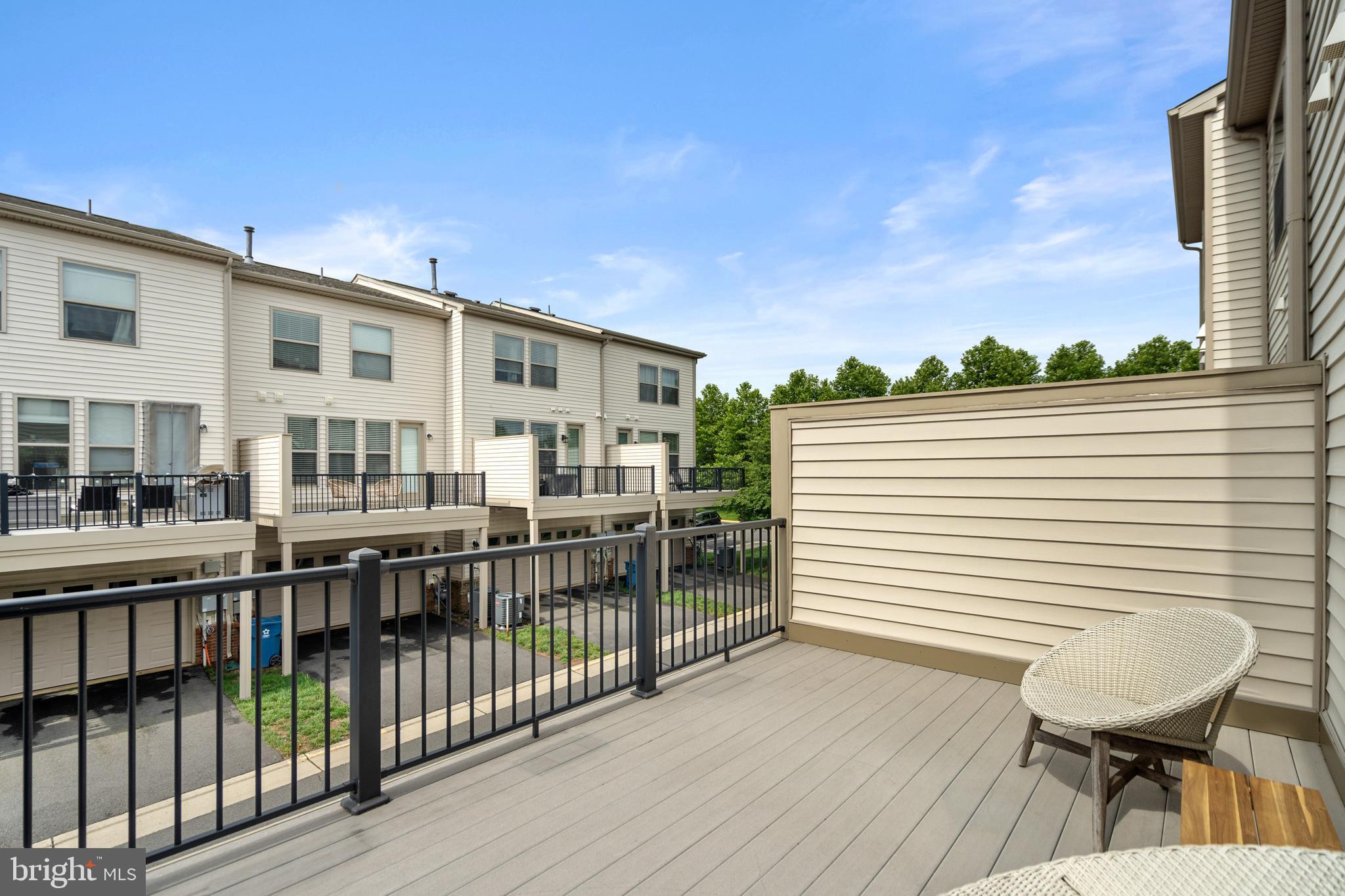 23393 EPPERSON SQUARE