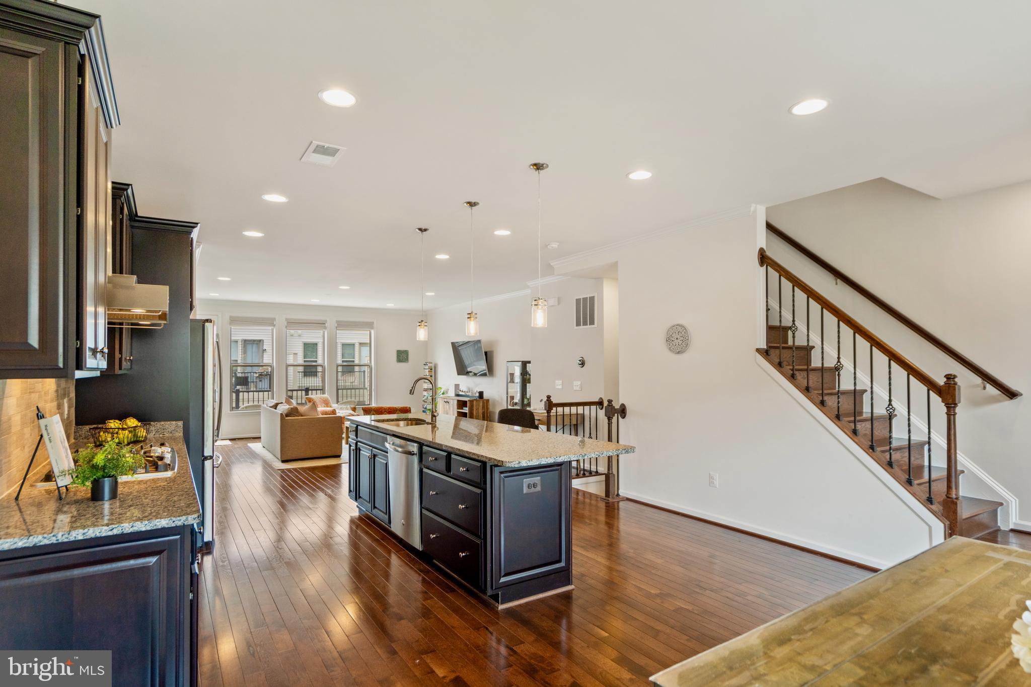 23393 EPPERSON SQUARE