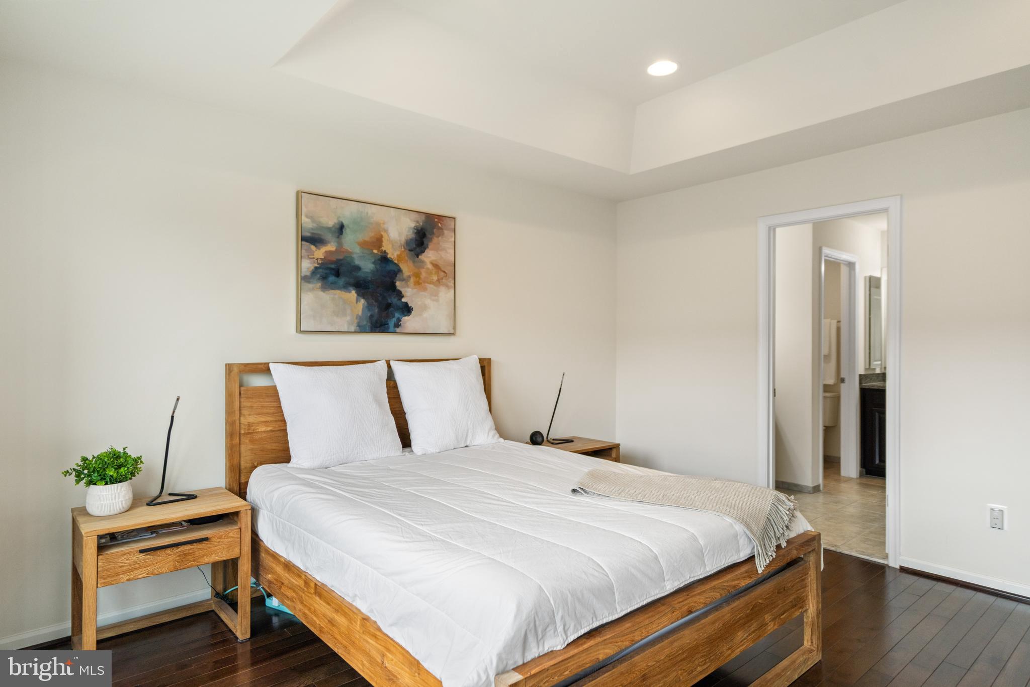 23393 EPPERSON SQUARE