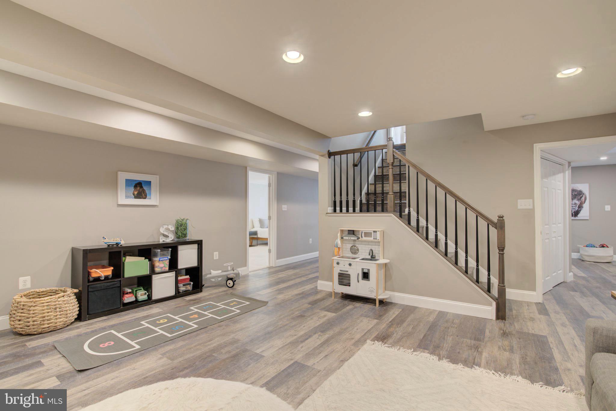 19009 CASTLEGUARD COURT