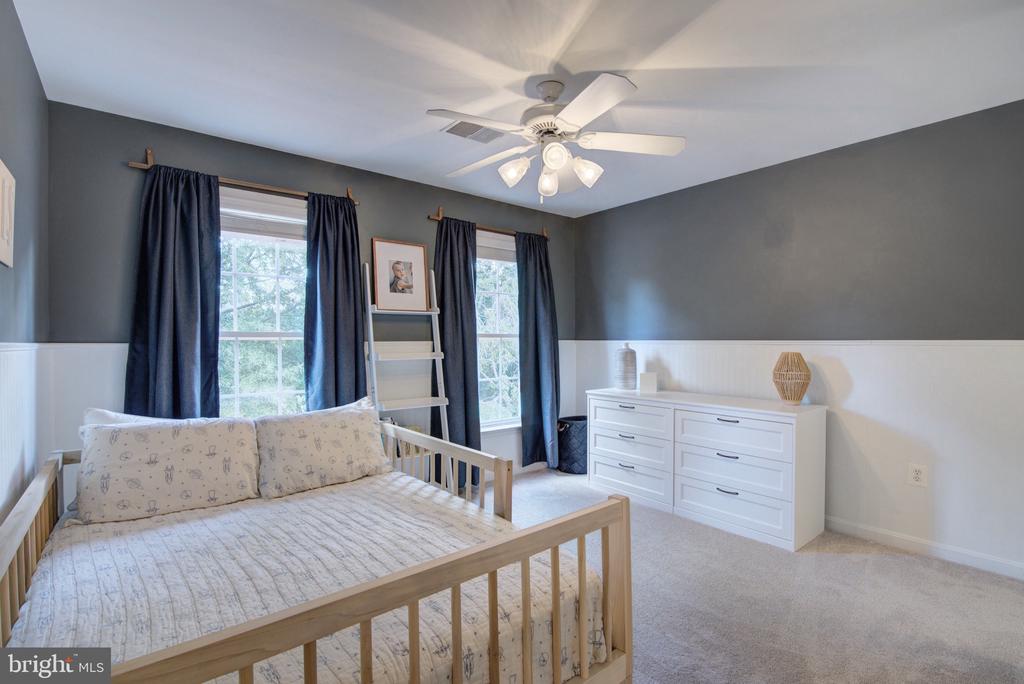 19009 CASTLEGUARD COURT