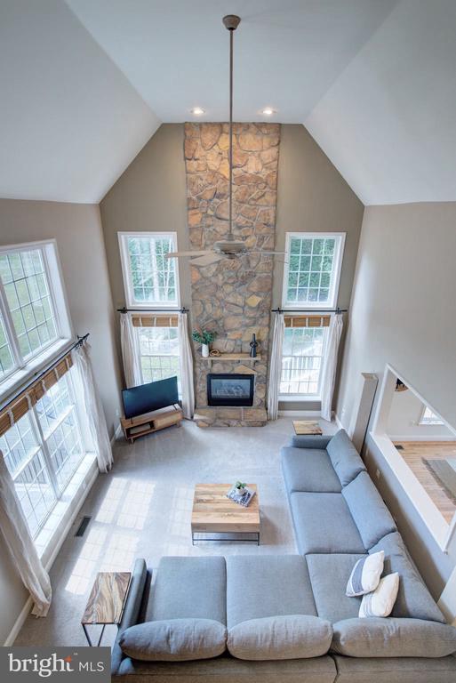 19009 CASTLEGUARD COURT