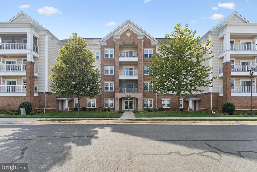 20515 LITTLE CREEK TERRACE 103