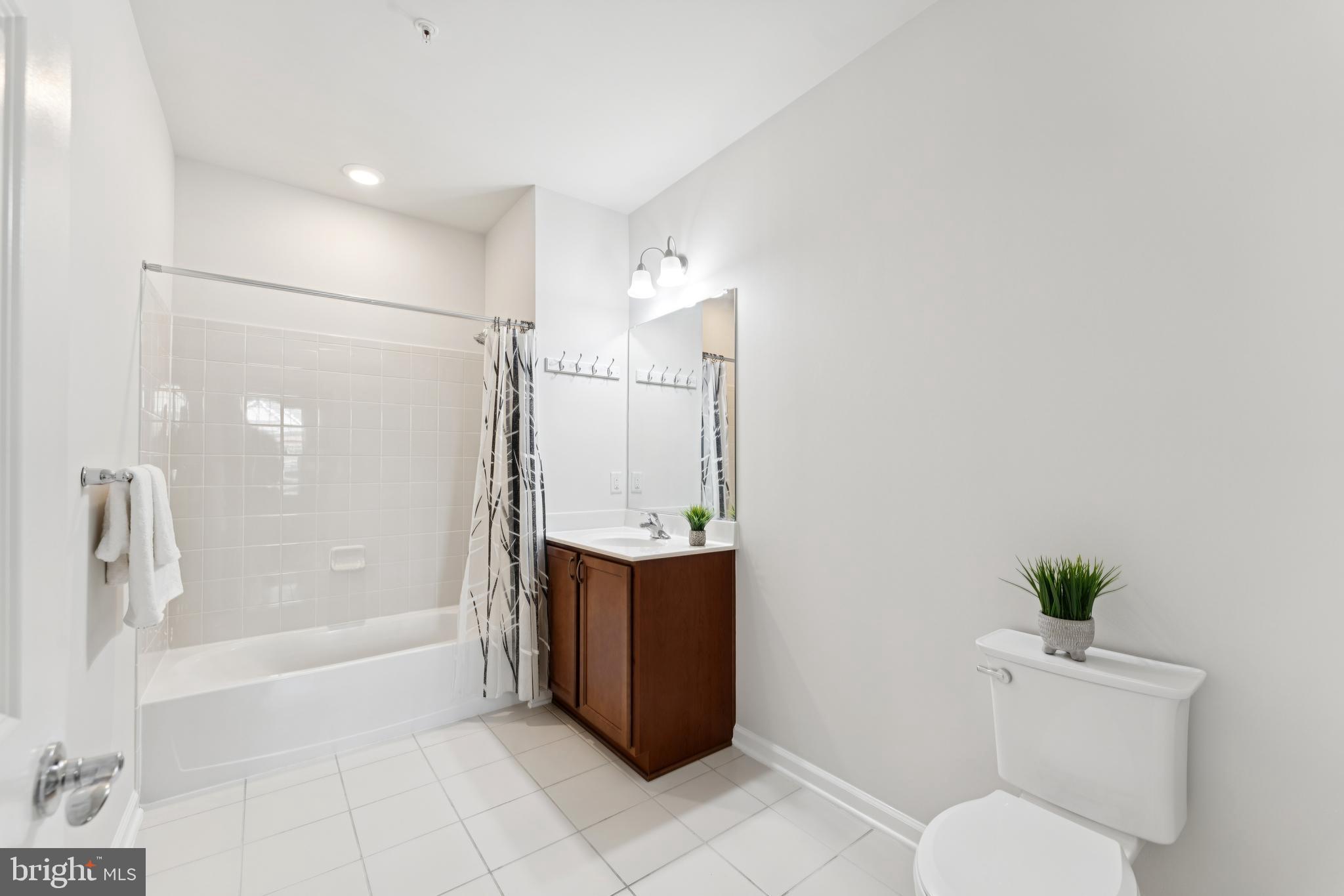 20515 LITTLE CREEK TERRACE 103