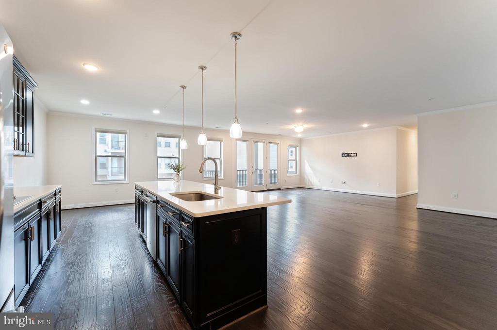 23631 HAVELOCK WALK TERRACE 220