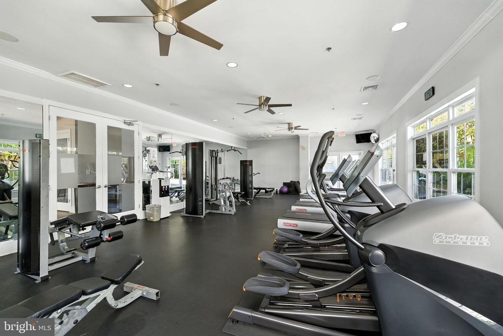 501 SUNSET VIEW TERRACE SE 306