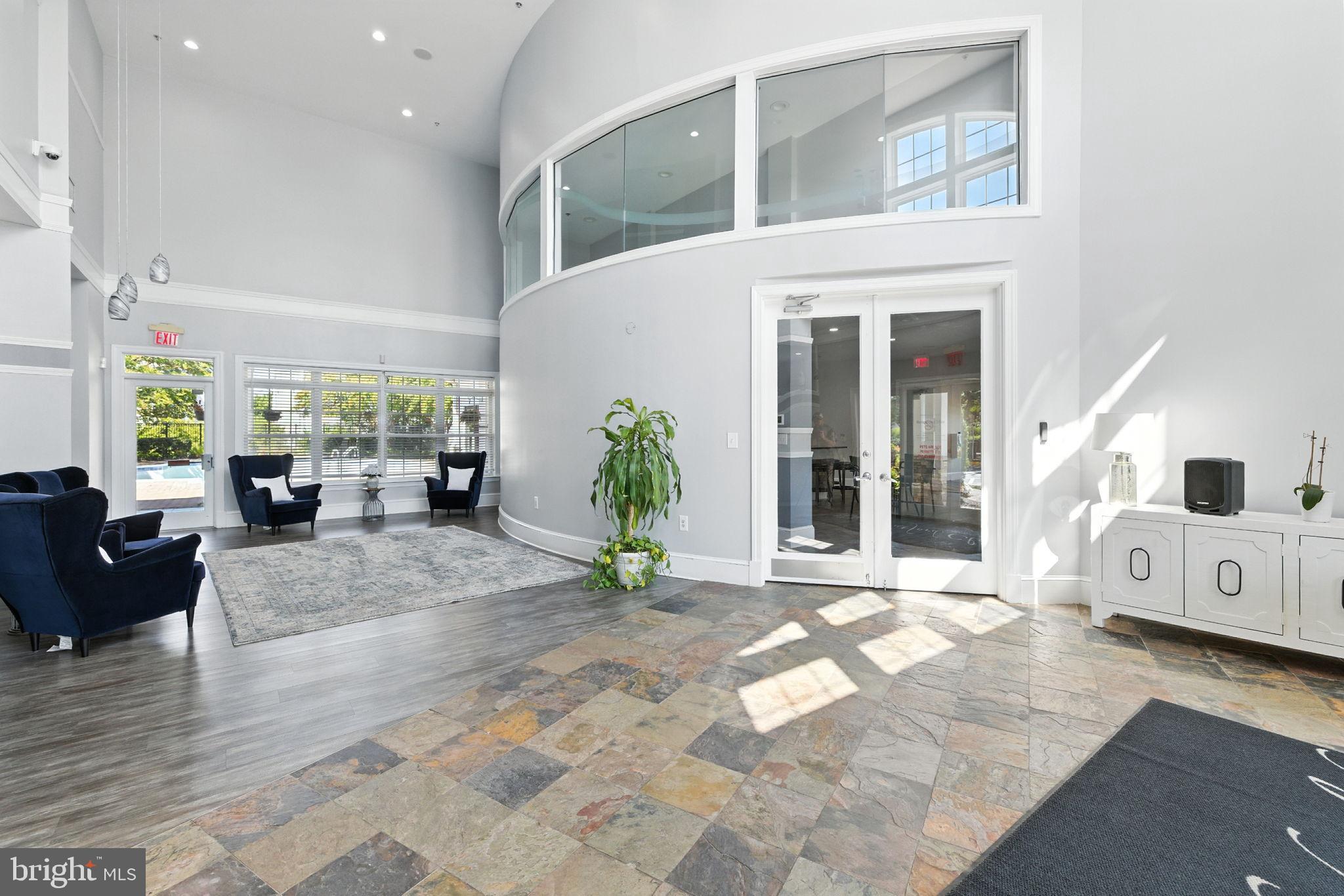 501 SUNSET VIEW TERRACE SE 306