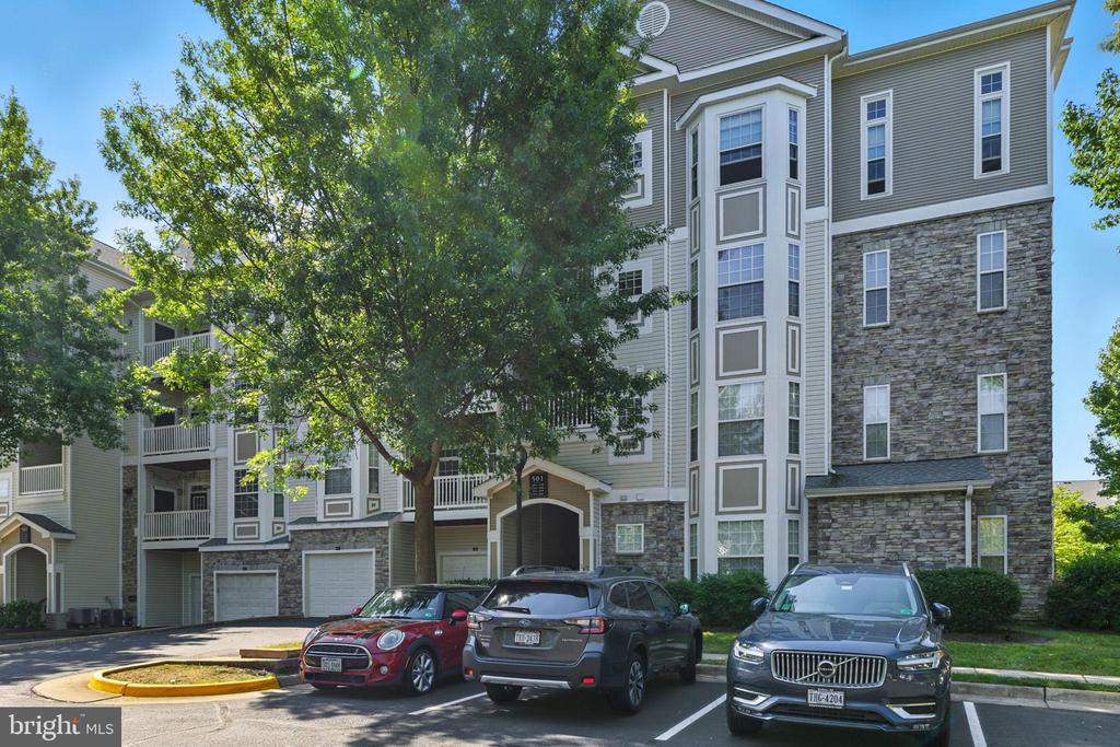 501 SUNSET VIEW TERRACE SE 306