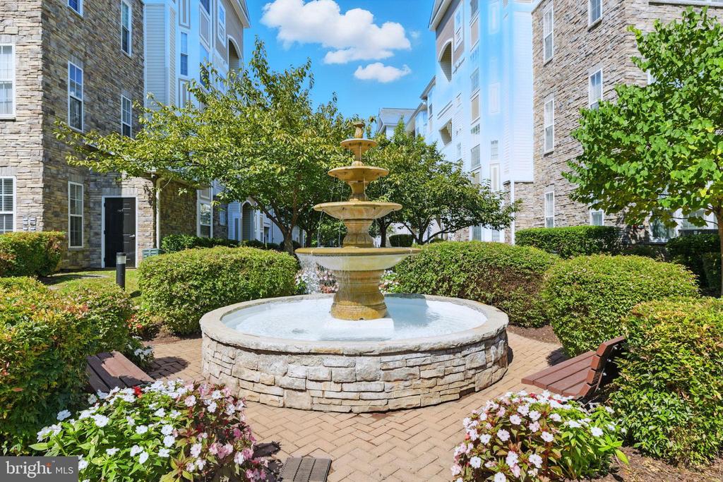 501 SUNSET VIEW TERRACE SE 306