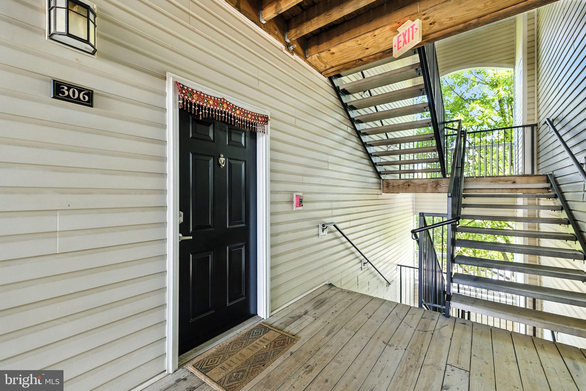 501 SUNSET VIEW TERRACE SE 306