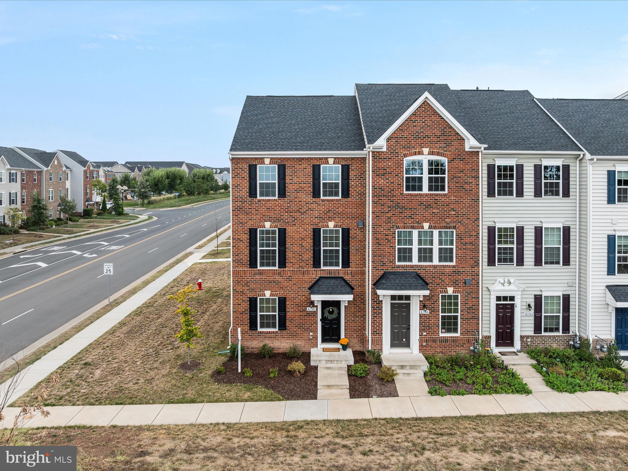 42590 ANTONIA TERRACE