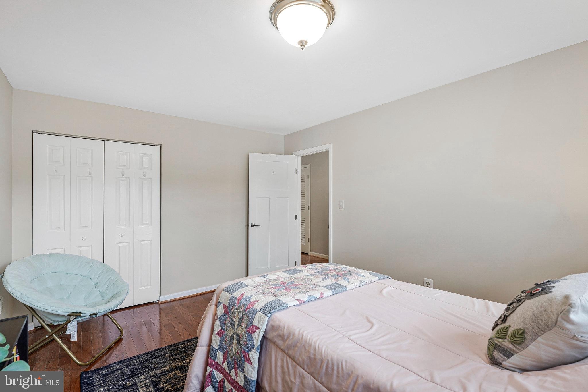 110 SPENCER TERRACE SE