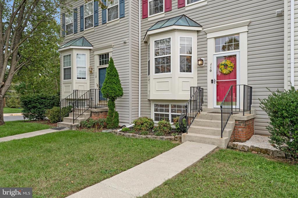 110 SPENCER TERRACE SE
