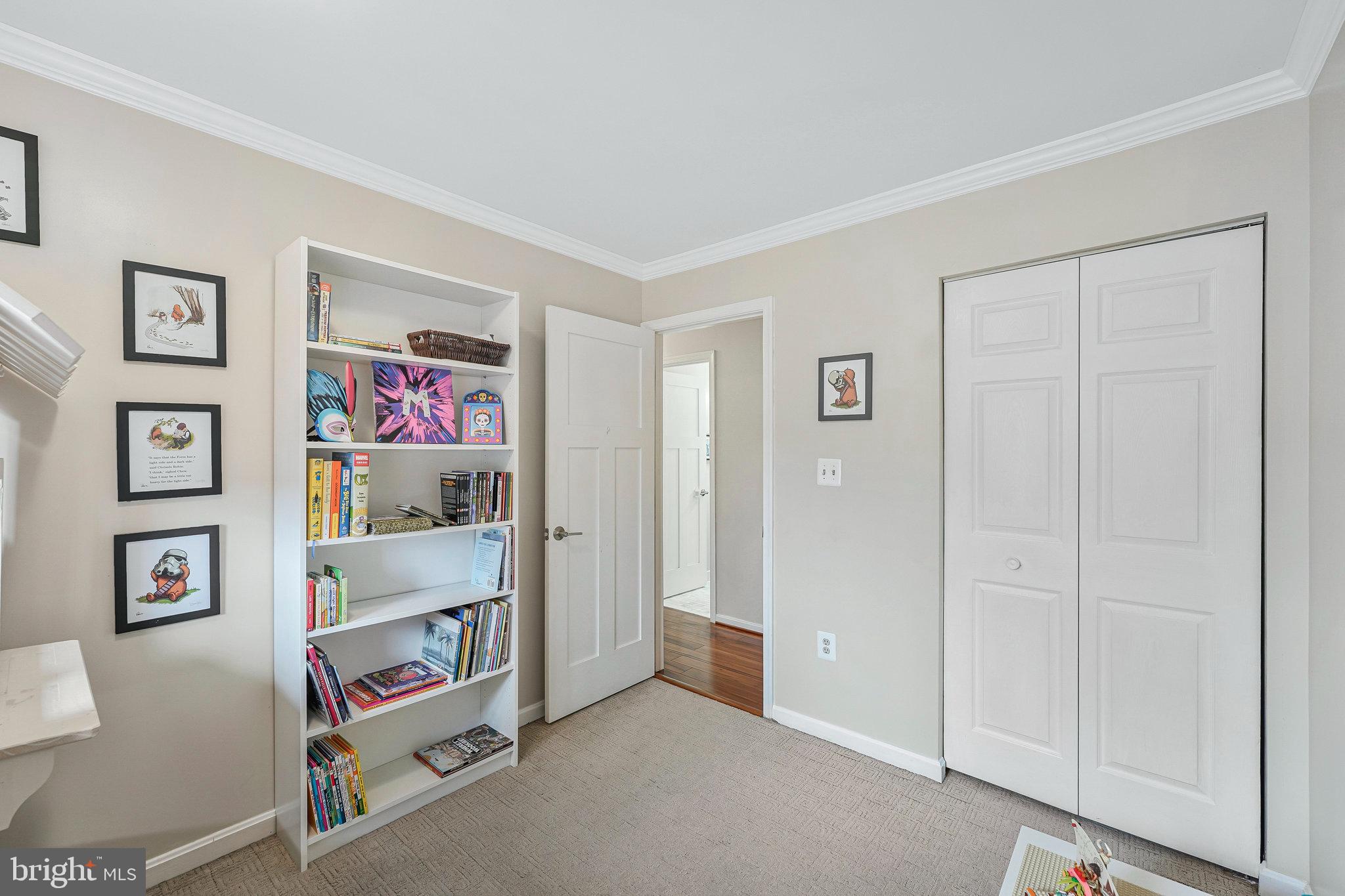110 SPENCER TERRACE SE