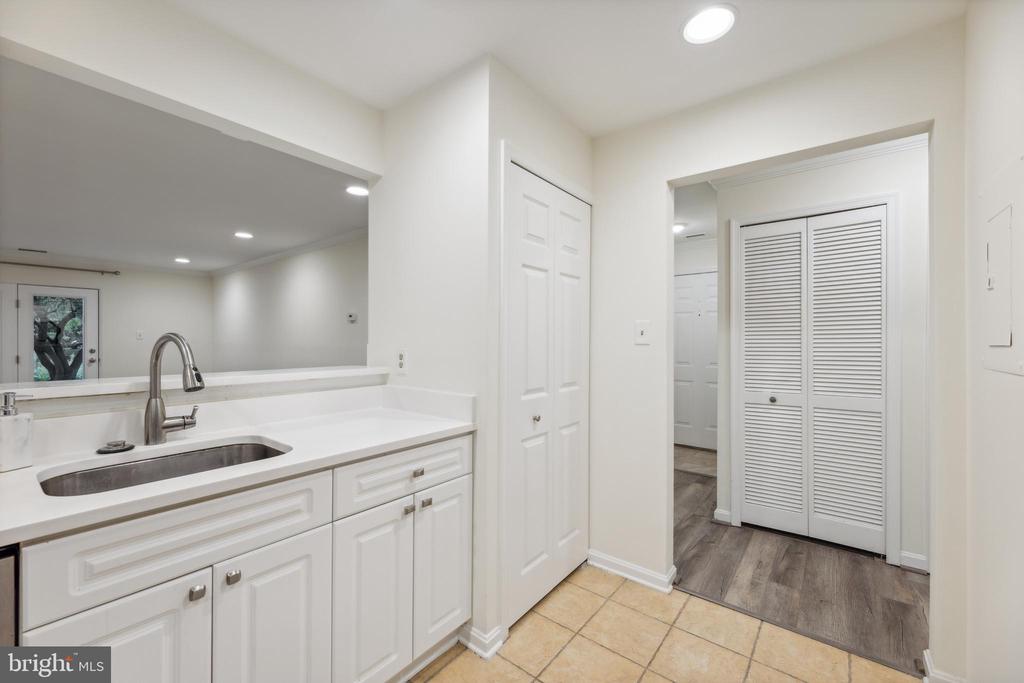 20604 CORNSTALK TERRACE 101