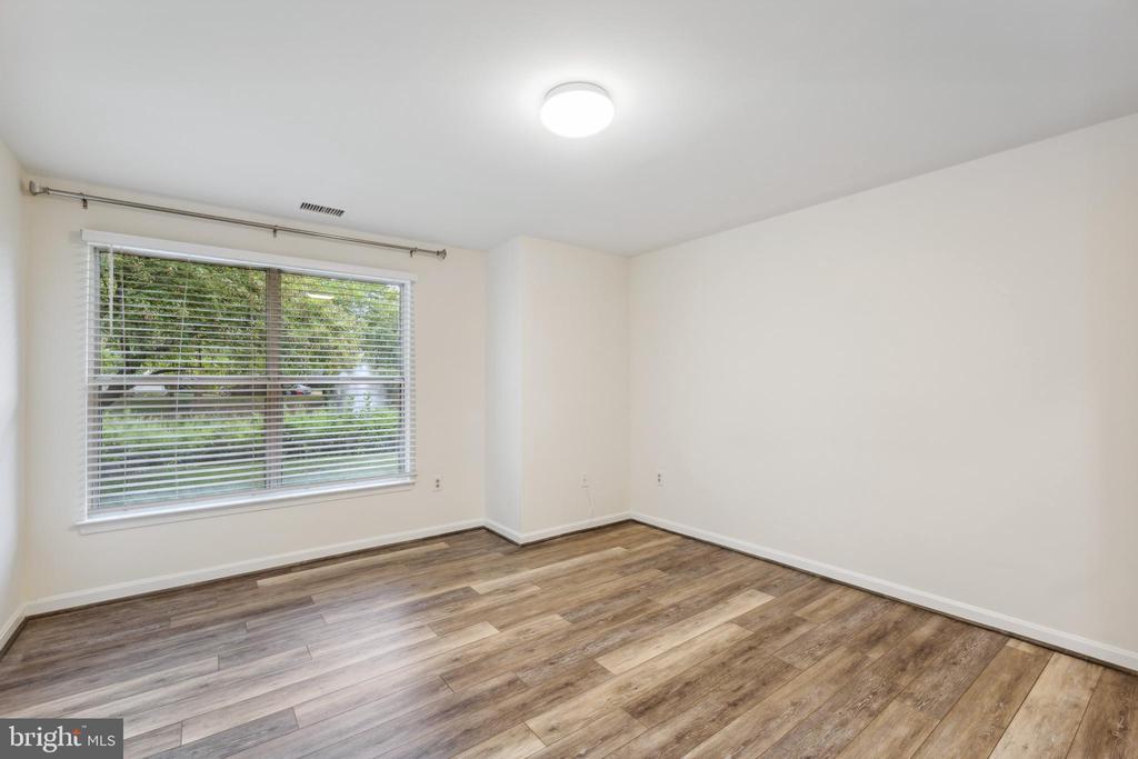 20604 CORNSTALK TERRACE 101