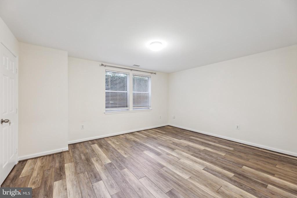 20604 CORNSTALK TERRACE 101
