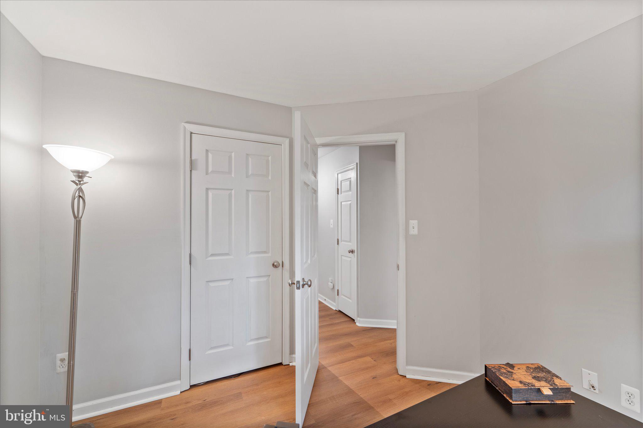 46574 BROADSPEAR