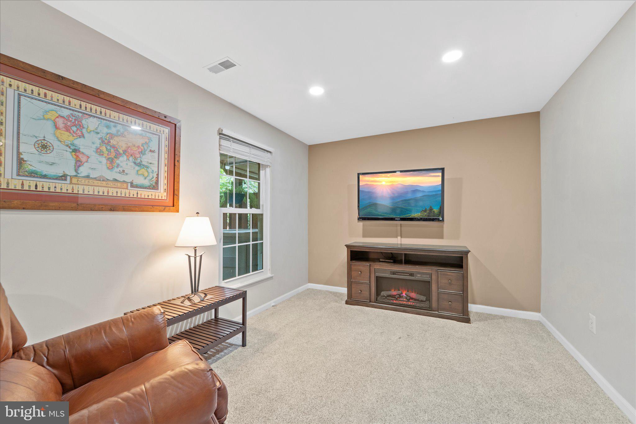 46574 BROADSPEAR