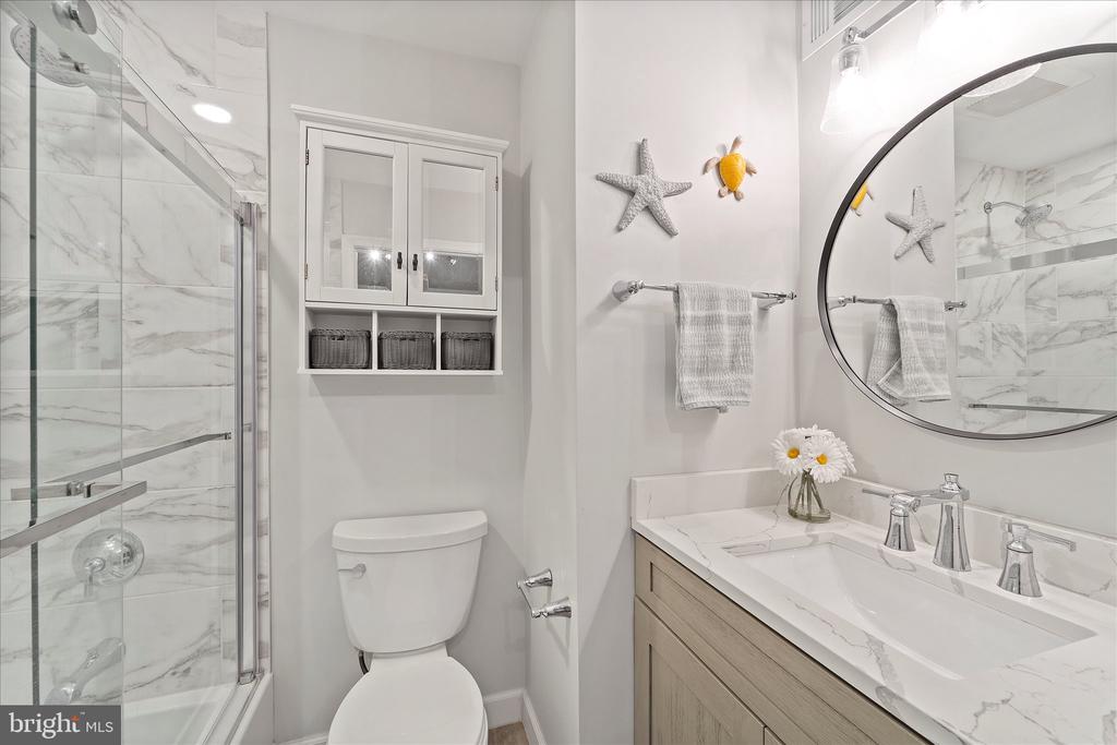 46574 BROADSPEAR