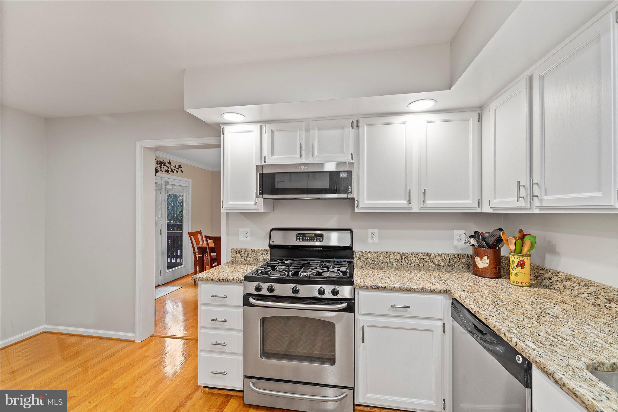 46574 BROADSPEAR