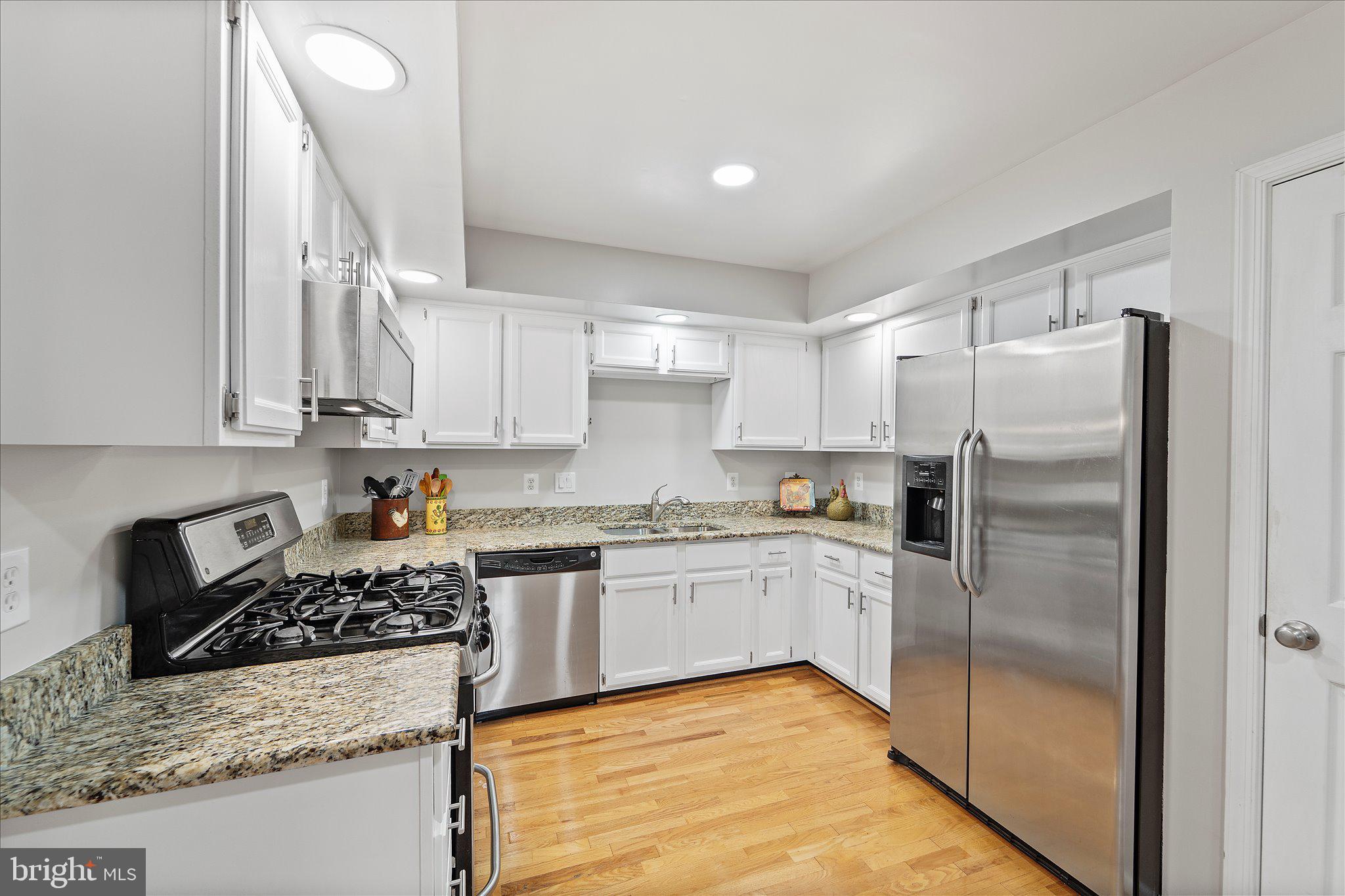 46574 BROADSPEAR