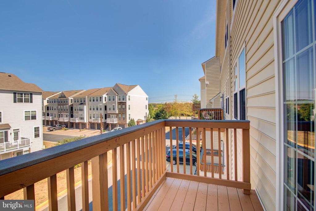 24628 BYRNE MEADOW SQUARE 300