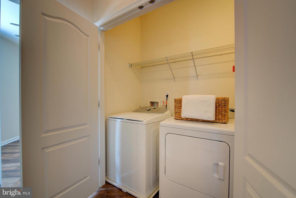 24628 BYRNE MEADOW SQUARE 300