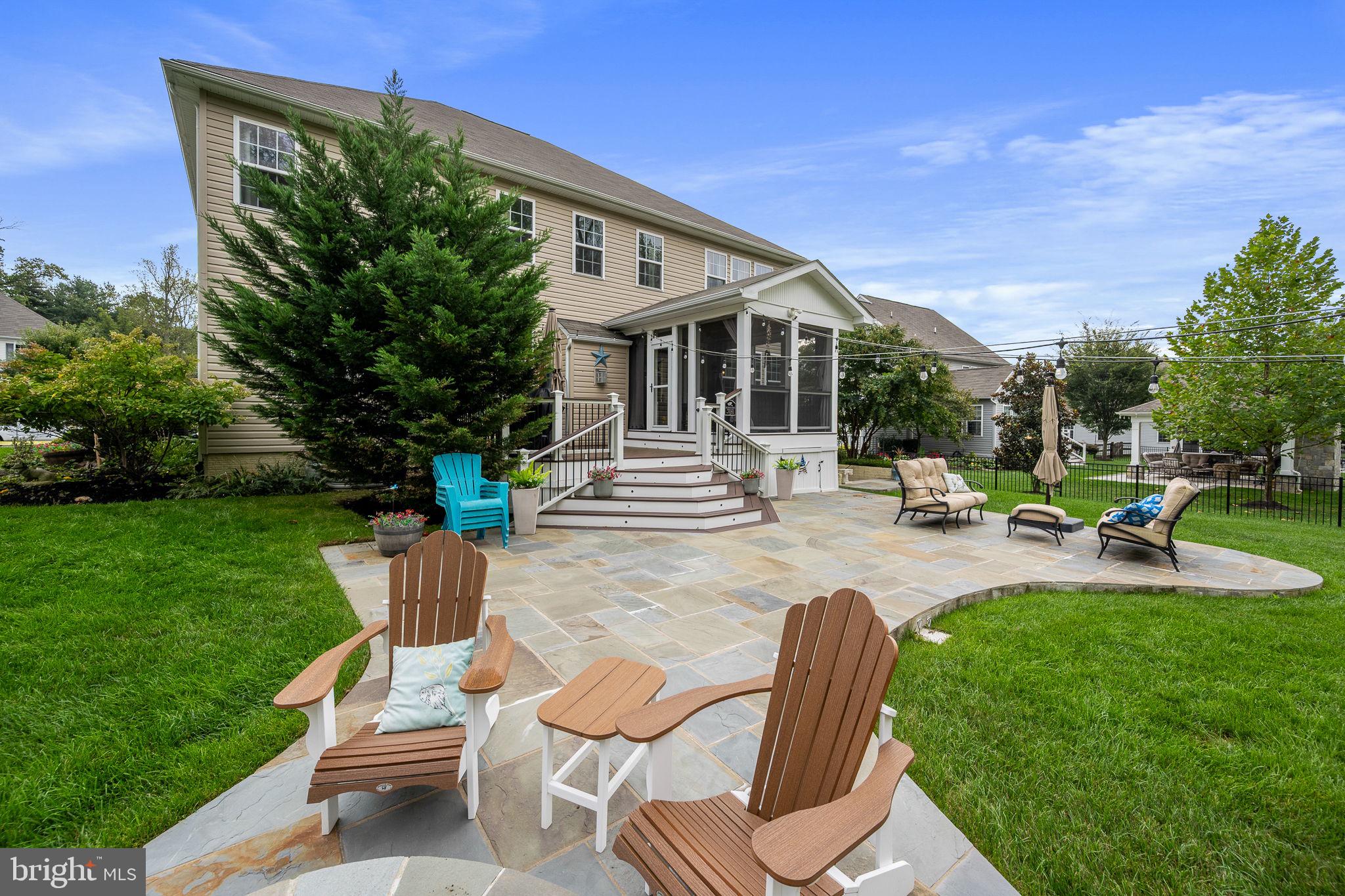24469 ISLAND POOL COURT