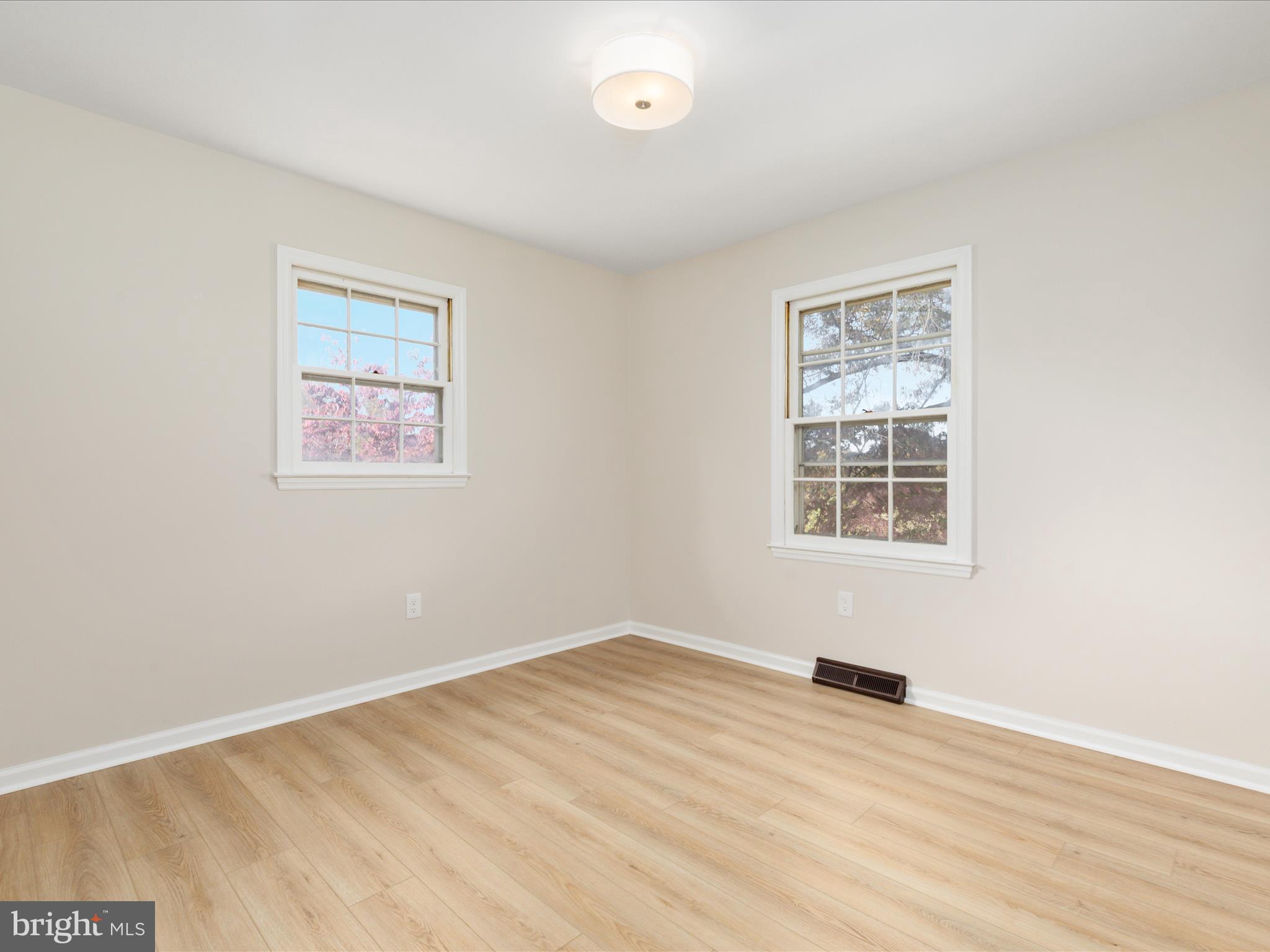 417 OLD WATERFORD ROAD NW