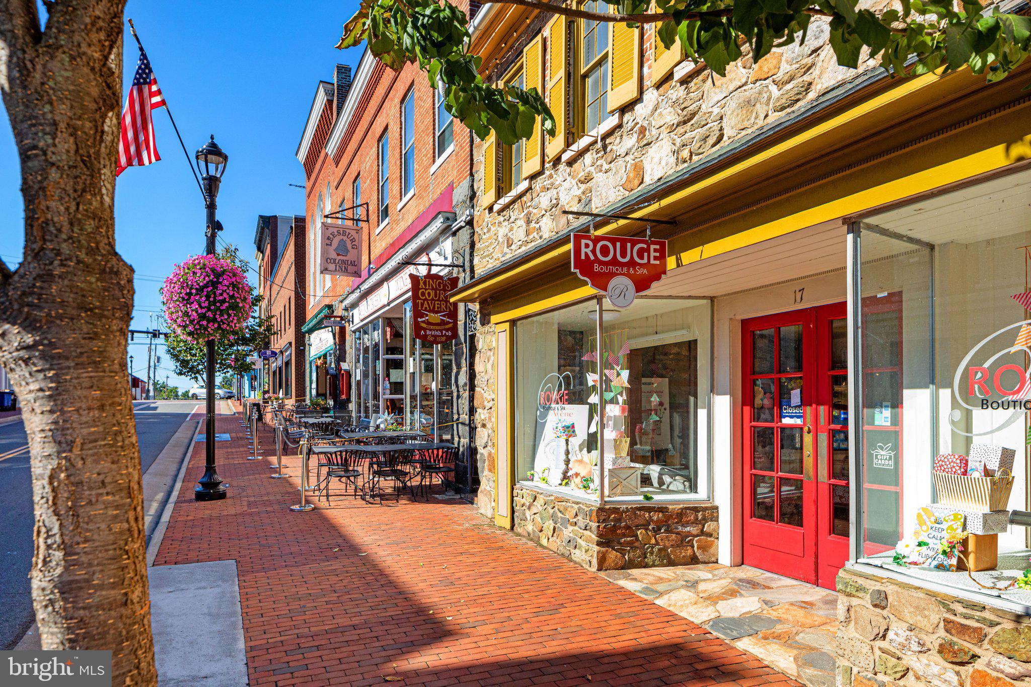 417 OLD WATERFORD ROAD NW