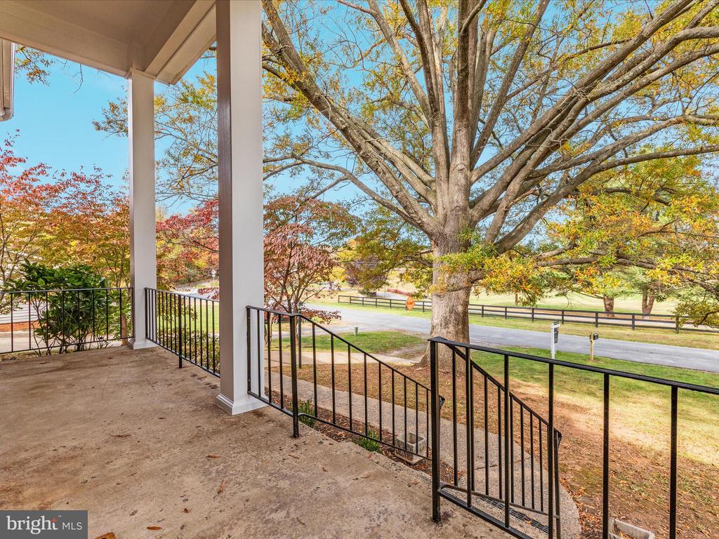 417 OLD WATERFORD ROAD NW