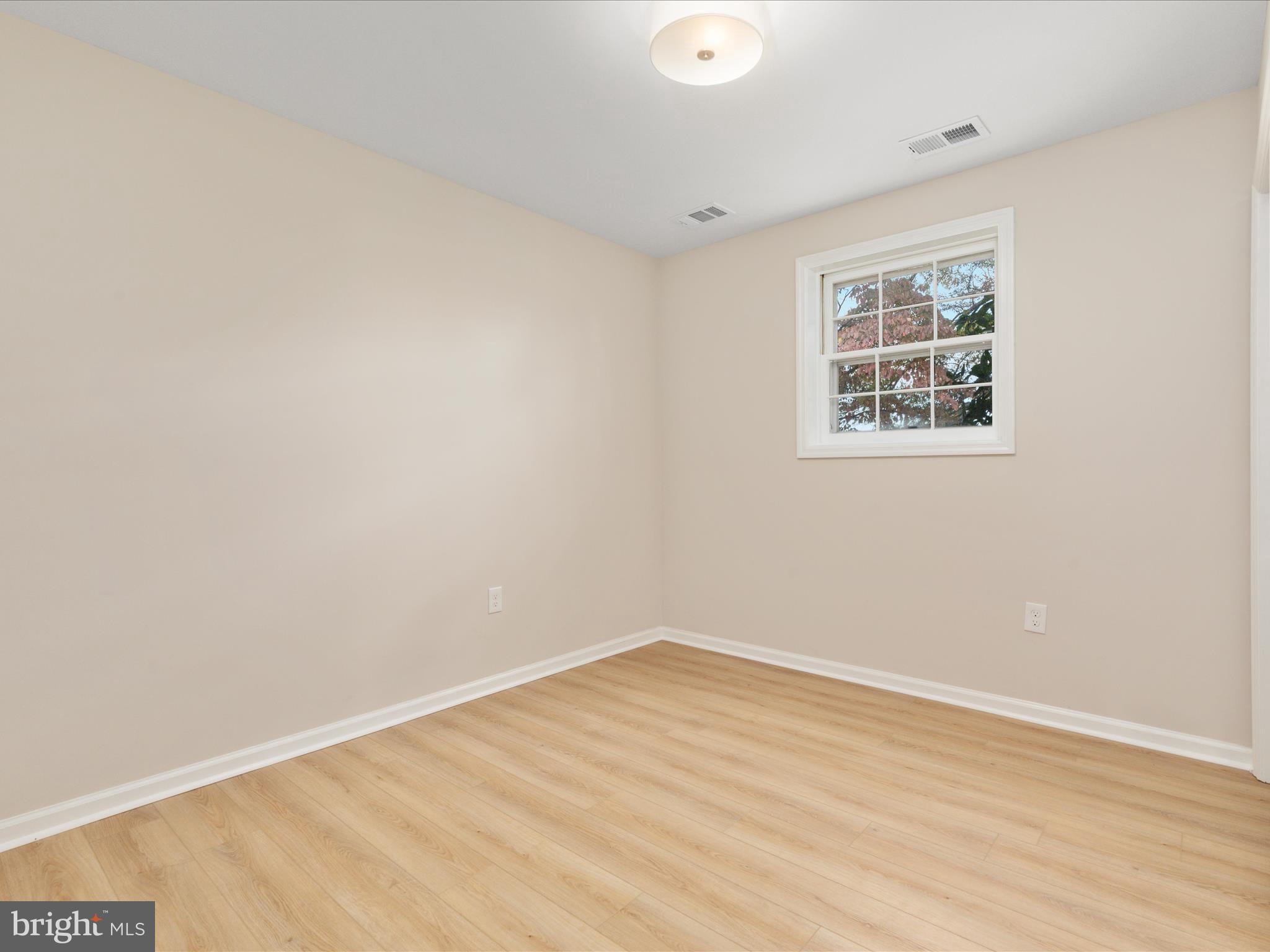 417 OLD WATERFORD ROAD NW