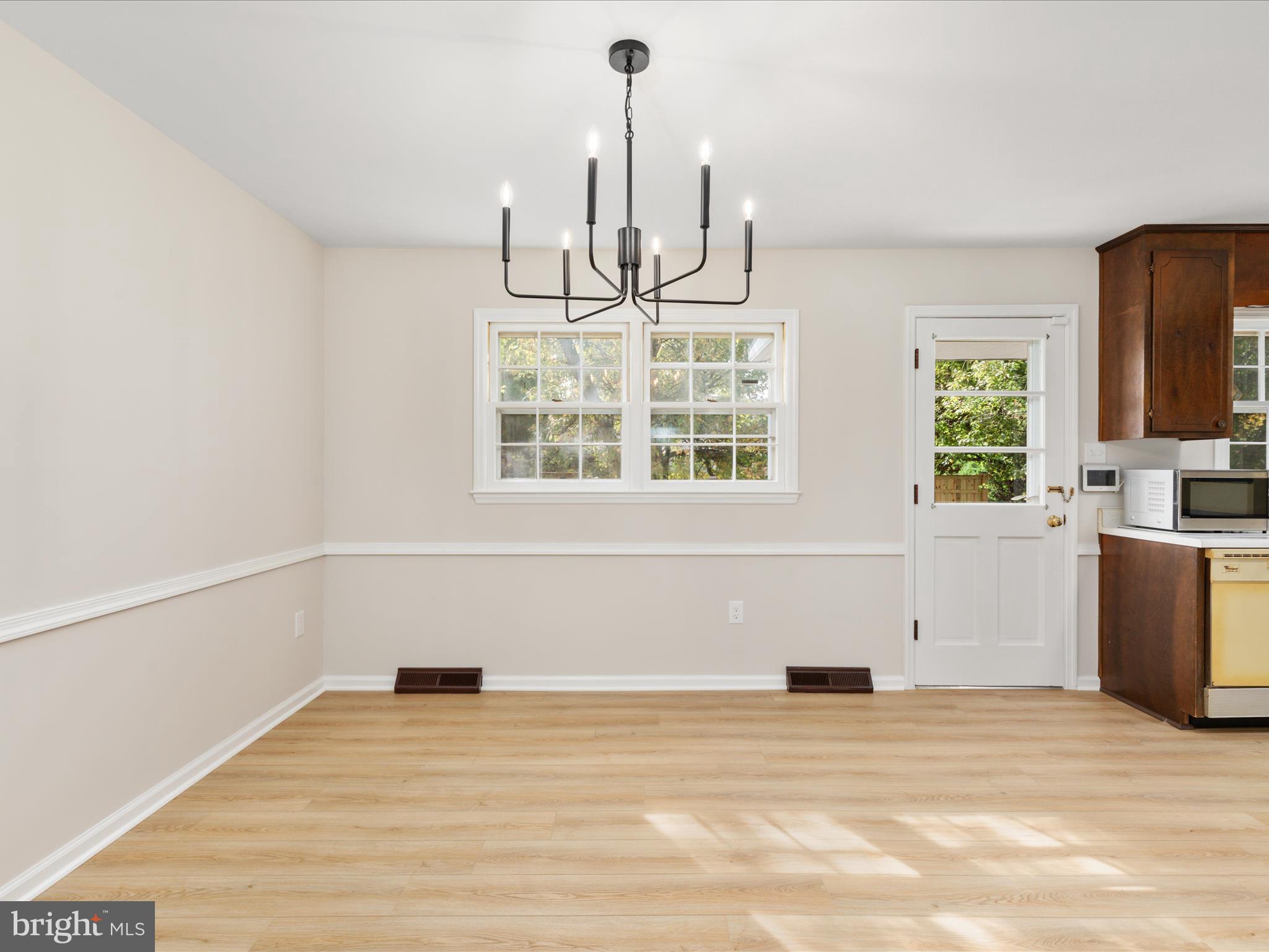 417 OLD WATERFORD ROAD NW